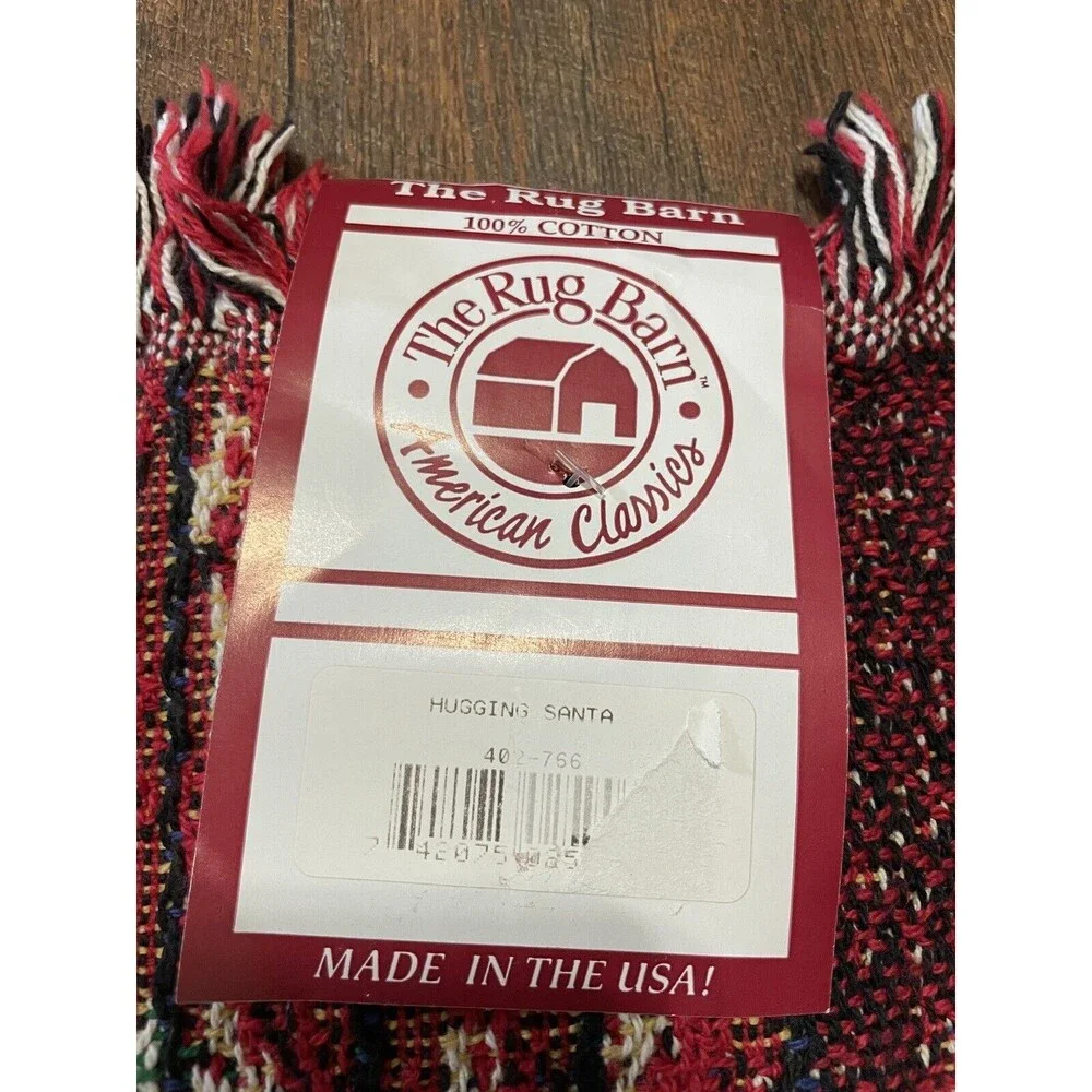 The Rug Barn Hugging Santa Throw 100% cotton Classic Christmas Blanket Jacquard